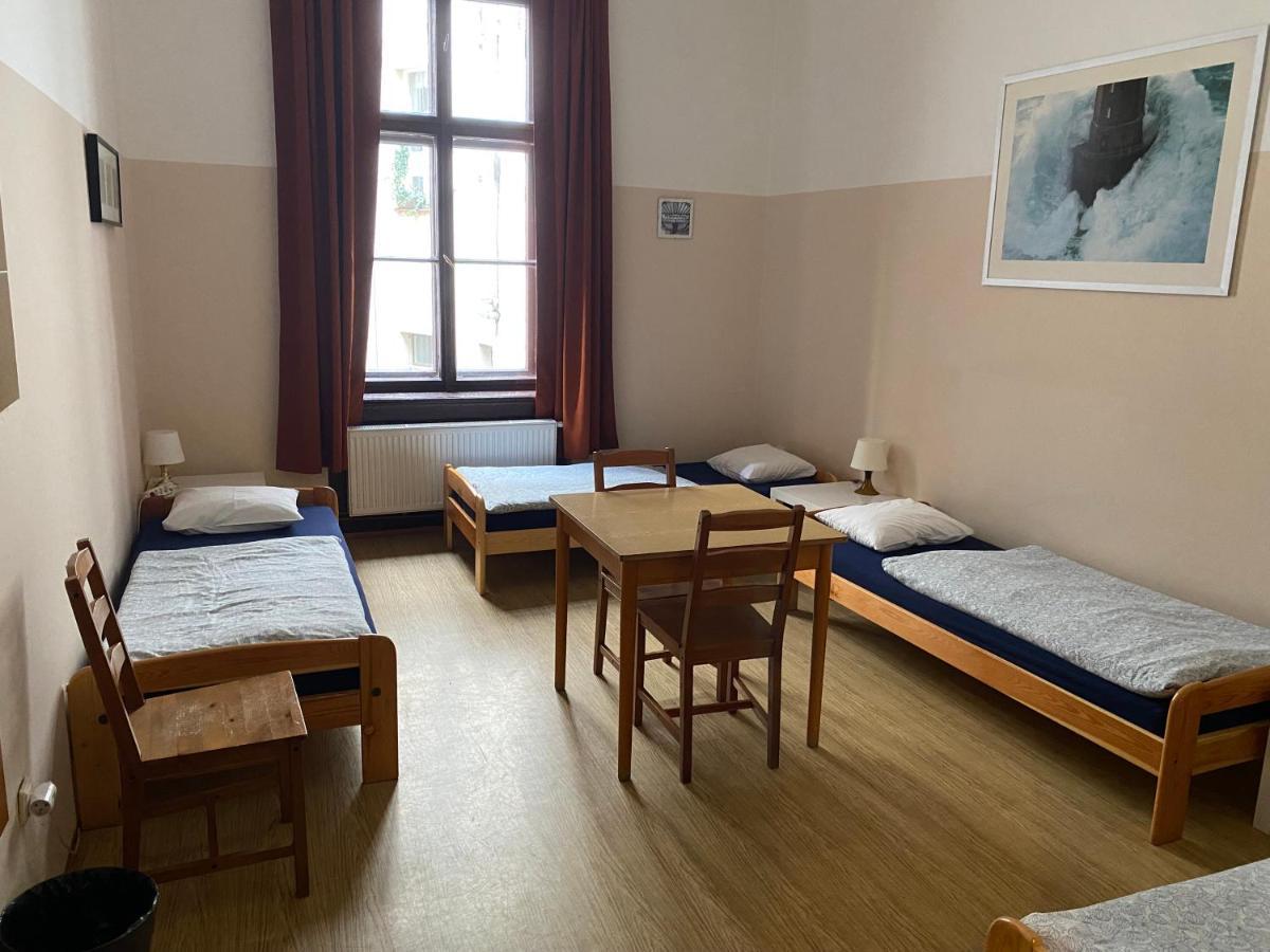 Hostel Emma Praha Bagian luar foto
