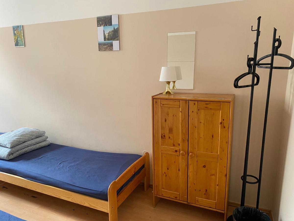 Hostel Emma Praha Bagian luar foto
