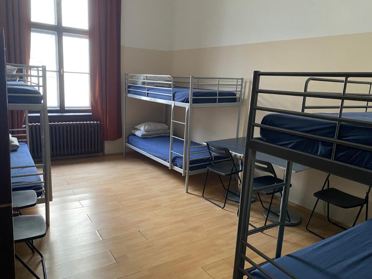 Hostel Emma Praha Bagian luar foto